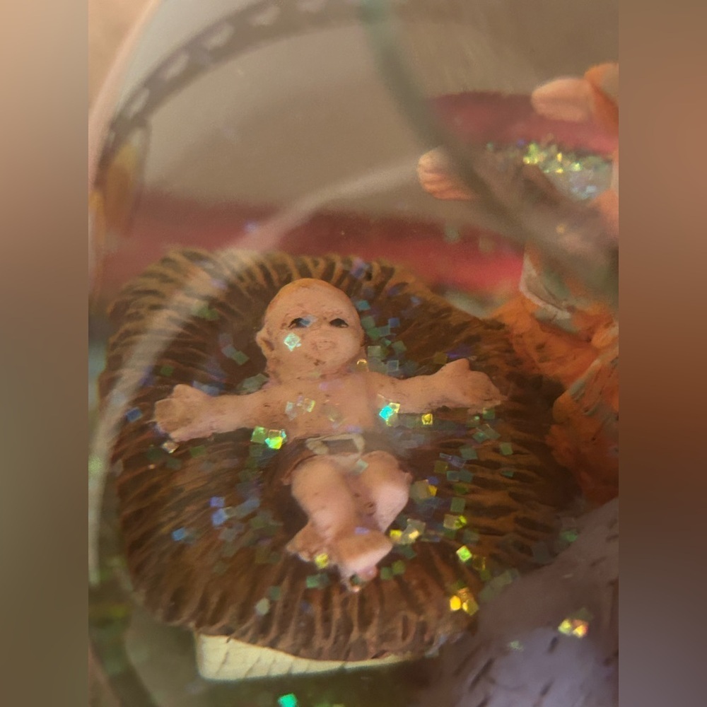 Vintage Nativity Snow Globe Hand Painted Holy Family Christmas Decor - Picture 6 of 16